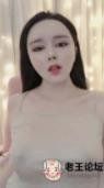 火辣女神Fly利精选资源合集：细腻皮肤、精致大眼睛、大方造型，天生诱惑力！