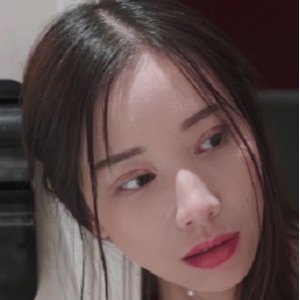 《小少妇VS老公：肌肉男的1V1，69GB百度云/百度盘》