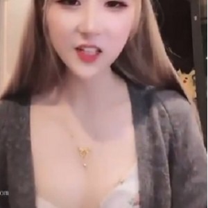 小玉抖音快手展示闪现最新合集：美丽的力量，让人叹为观止