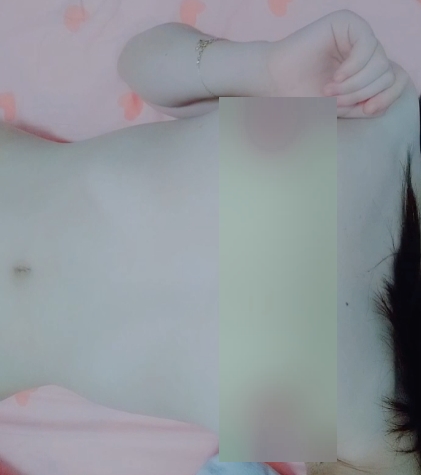 网红小姐姐虾酱：极品苗条身材，视频照片大小香蕉，让你心动不已！