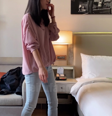 24岁护士妻子被大佬搭讪,比老公的棒子大!体验{{关键词20}}的力量