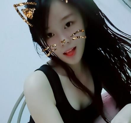 {{杜撰一个姓名}}泄密前女友资源：网友热议高颜值反差萌不堪