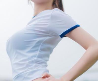 推精选网红婉婉学妹,清纯可爱的芳容,给力十足的舞蹈,动人歌声,灿烂笑容,感受梦想的力量
