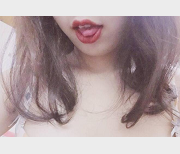 福L姬@软软的露西:美丽的容貌、优雅的气质、完美的五官、蜜臀、白玉兔、欢乐的歌声,让你一见钟情!