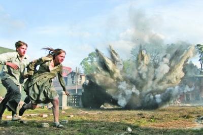 《相逢时节:二战电影《兵临城下》20集合集,假日暖洋洋观赏经典之作!