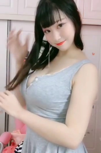 50V-776M神似明星极品美女定制合集:火爆斗鱼快手爆R主播白白兔高颜值性感身材视频
