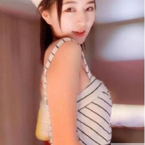 震惊!屡教不改的裸替演员沈樵,居然再度被请去咖啡馆了。