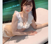 岁的日本女星皆濑,从出道至今全合集。
