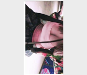 一位南京妹子的反差作品,她居然敢把南京人拍成这样。