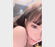 在亿曦收费场,你不仅能免费看女神的绝品身姿,还能免费听她的绝品情话。