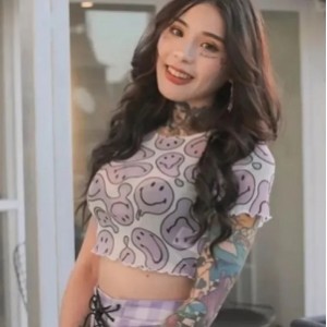 传媒:艾秋晴子1 V 870m,女神研究所,你学会了吗?