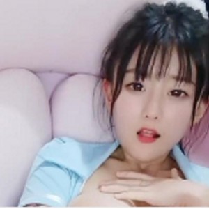 软软小湿妹直播合集：一线天车头灯主播身份，15个视频共5.9G，露脸玩法粉丝狂欢