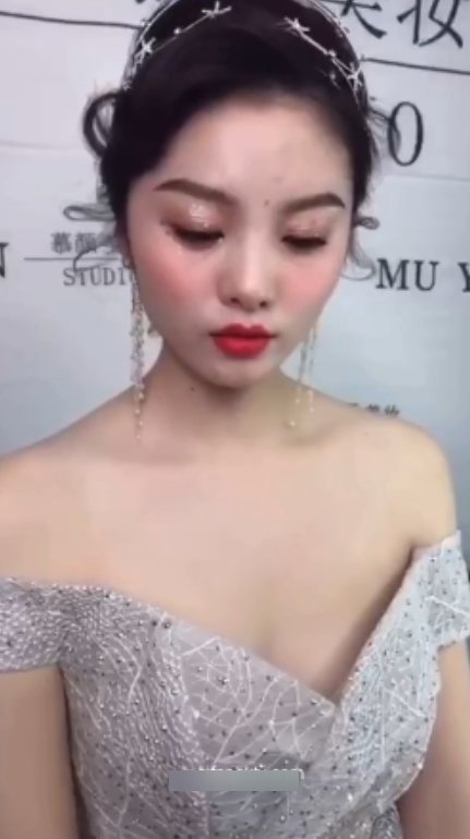 反差美女主播被封号大揭秘！116V视频总大小2.13G，百度盘独家分享