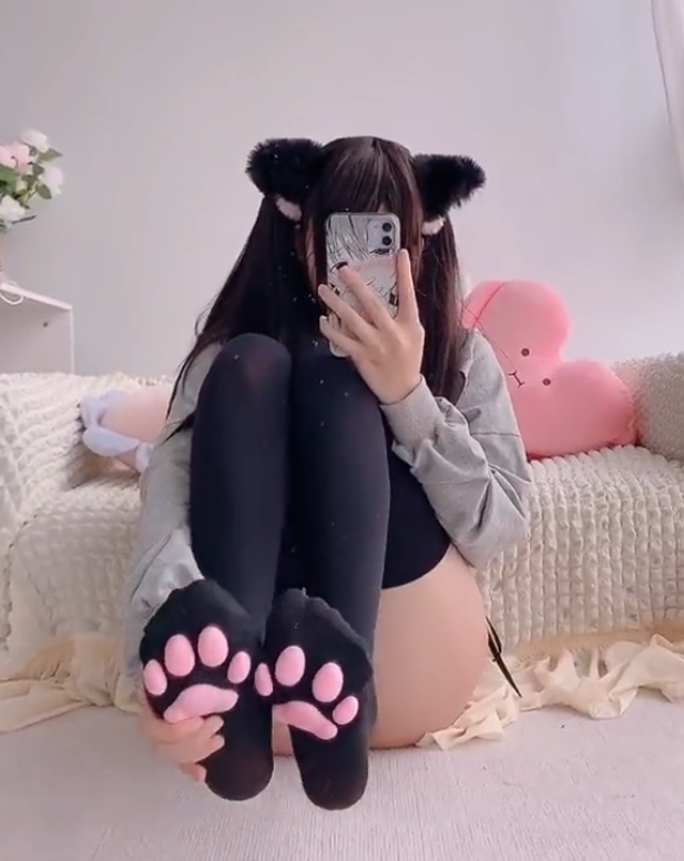 推特COSPLAY达人二阶堂最新作品36v4.4g，收藏量高达489，百度ED2K资源齐全