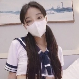 清新美味：JK自娱自乐教你制作草莓果酱[2v1.5G]