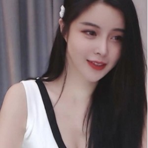 斗鱼舞蹈女神苏恩精彩热舞合集，性感旗袍展示大长腿，共249集24.7G视频下载