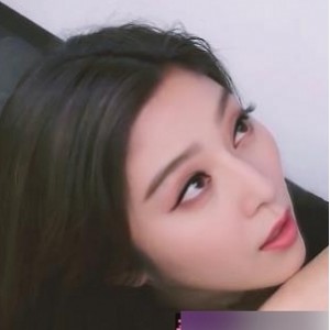 AI换脸作品-热巴与F冰冰