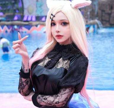 TS酱酱：网红作品资源，长相秀美，14个视频共557M