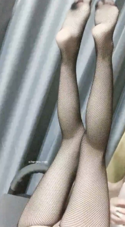 半糖女神:神仙颜值,完美无可挑剔,1v,667M,百度云