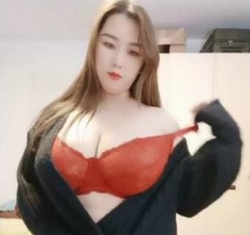 坦克主播合集-高颜值丰满肉感