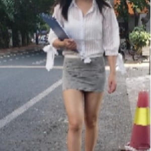 视频超短包臀裙高跟胖臀美女