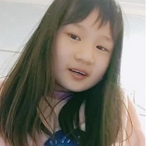 粉色头结福利姬-麻酥酥1V15P405M百度云资源