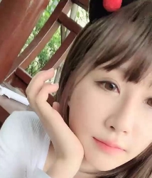 童颜大罩杯少女学生服公园凉亭奇妙玩具百度盘