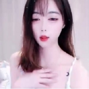 虎牙定制3V小软软：5000元全方位展示定制297MB百度盘