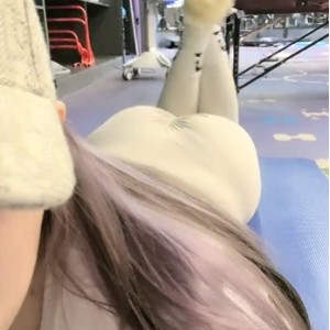 美女健身房：精选美女、身材、颜值、水蜜桃、运动装、化妆间、极限运动