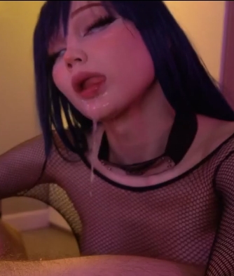 《Blondelashes19的TS合集:梦幻般的容颜,热情活力的舞蹈动作》