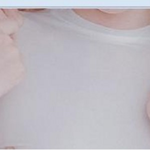 《铃木美咲：从经典到新作品，视频照片大小片一应俱全》