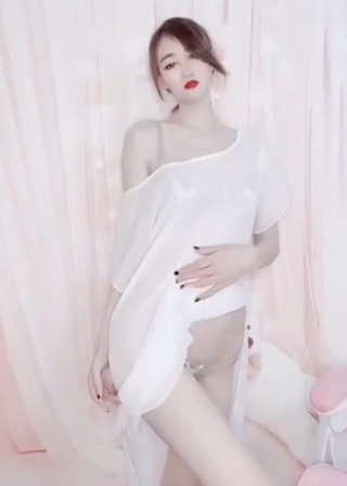 花椒网红兔小软定制露脸有尺度视频：一对一16V57分37，433M百度盘资源