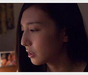 网红{{网红名字}}的黑社会女人之旅：动图、片子、精彩、独乐乐不如众乐乐，看她的用心，一起见证剧情的发展！