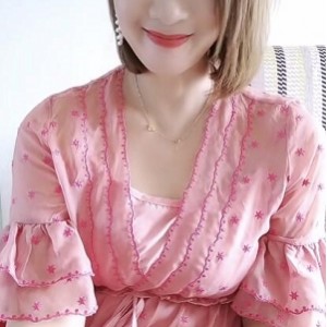 快手网红霸气美琳姐：豹纹裙金项坠，视觉冲击，土味十足！