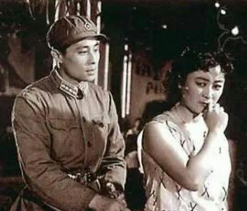 阿里云盘上的50部国产经典老电影超清修复版：极速在线播放、视频原画下载，深入了解老电影背景