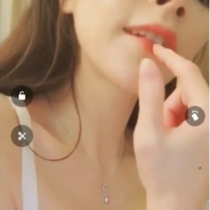 被抖音和快手“抢”走的网红哆啦部,到底是个怎样的人?