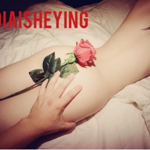 为了拍出最美的照片,微博网红团队也是拼了。