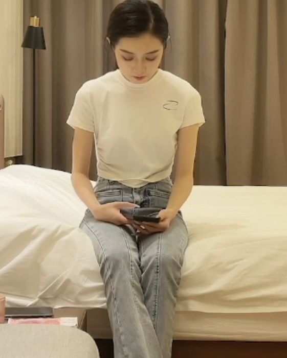 学生妹探花田伯光：百度ED2K视频收藏，4K画质，数量众多
