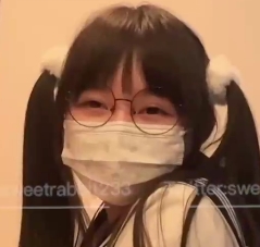 软萌兔兔酱双马尾清纯少女陪玩shi+shen日记,多人游戏1v1惊人剧情317MB高清视频