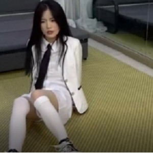 清纯美女小狐狸新作2V1258M美束映画目击者百度盘