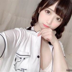 抖音网红球球的宝藏之旅：女孩的美丽故事