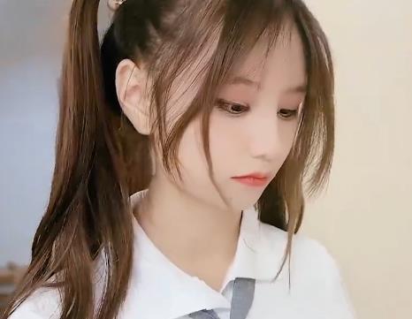 91茄子阿雅（娜美）26部无水印自拍视频合集，总大小9.5G，清纯妹子黑森林进入！