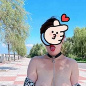 尤物想想：蜂腰胖臀反差婊，吊钟大球妻子打野展示露脸资源