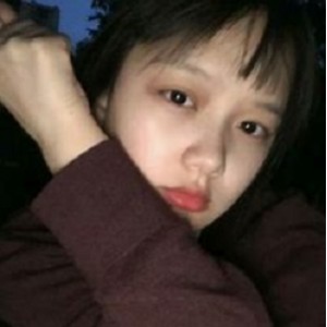 张总00后小姐姐决战：漂亮苗条的商品