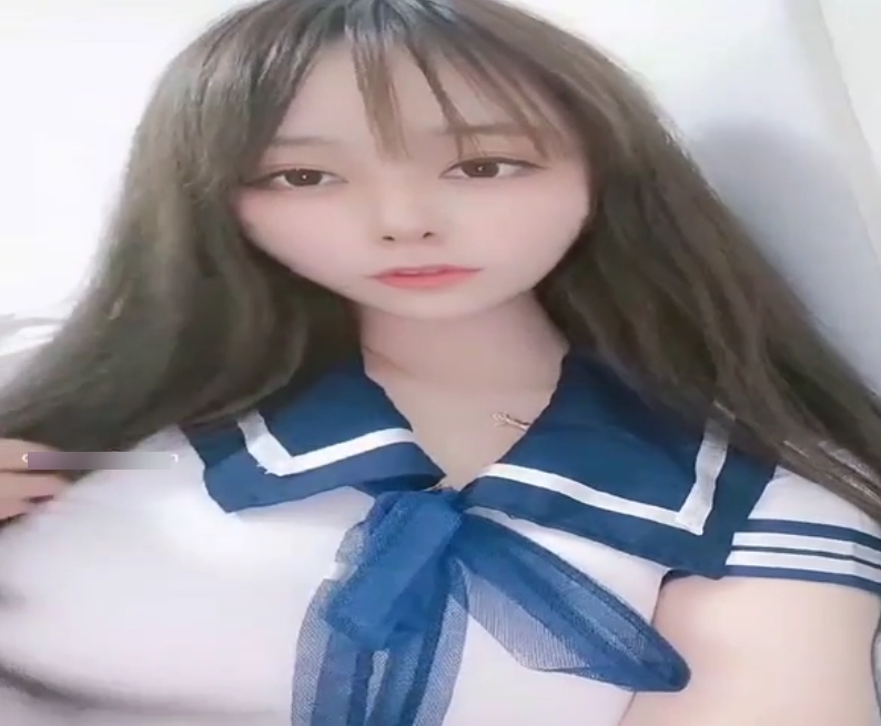 推特网红大罩杯福利姬自行打包附赠maichen78172v+3g[百度盘]