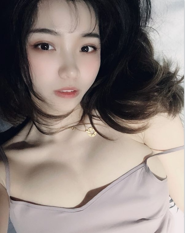 重磅yin+si：私密电报群微密圈宅男收集分享视图[183三人游84V+1.22G][百度盘]
