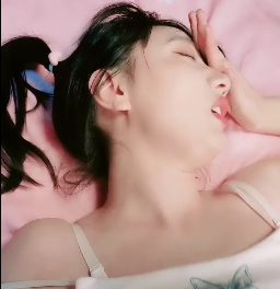 双马尾技校妹妹1V297MB百度云的商品标题可能为：《双马尾技校妹妹》高清视频下载1V297MB百度云