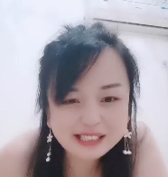轻熟女剧情演绎，和儿子做羞羞事，卖力销魂口，微型坦