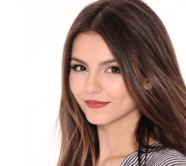 混血女神的性感佳作：P站高质量美女资源