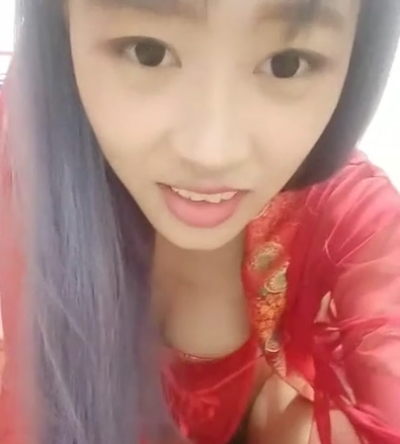 古装女主播穿肚兜暴力内释，188M百度云